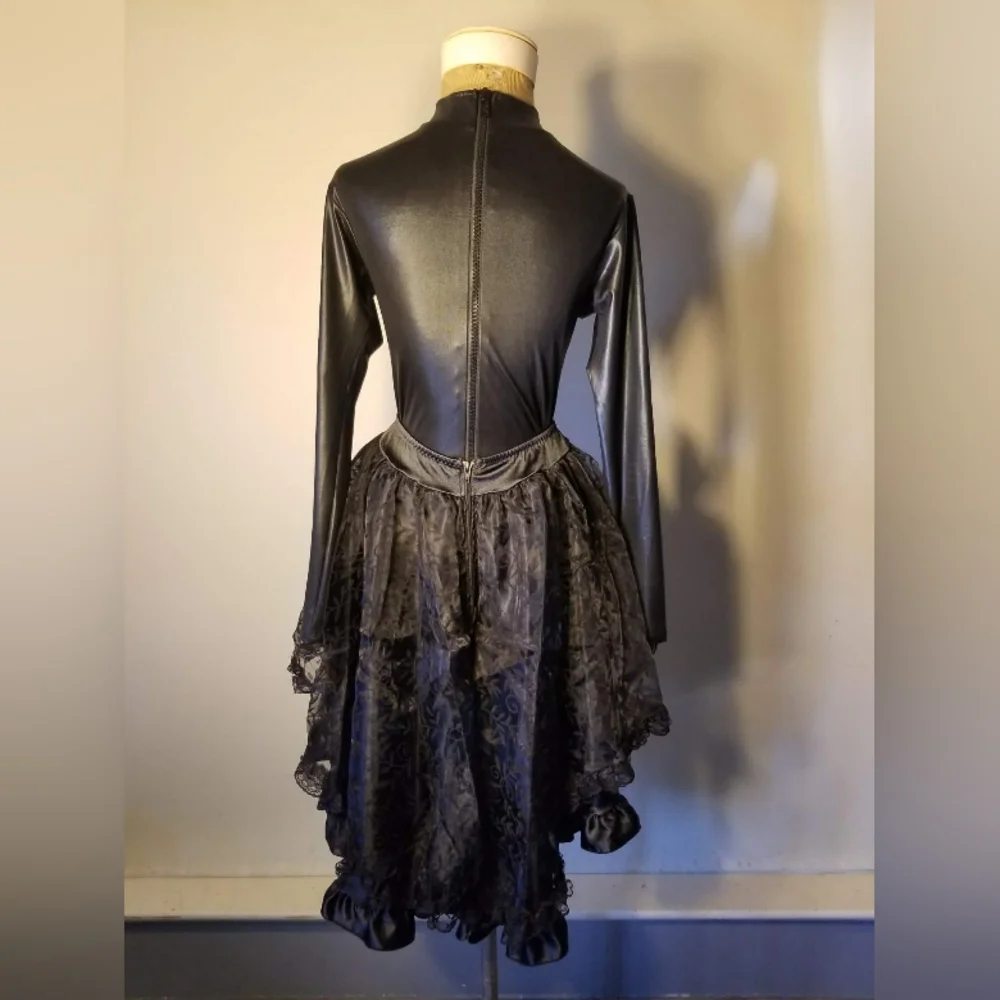 Leg Avenue Sexy Black Long Sleeve Bodysuit & Ruffled High/Low Skirt Size Small - Picture 3 of 8